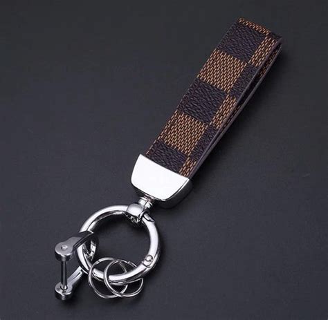 louis vuitton sleutelhanger prijs|Louis Vuitton key holders.